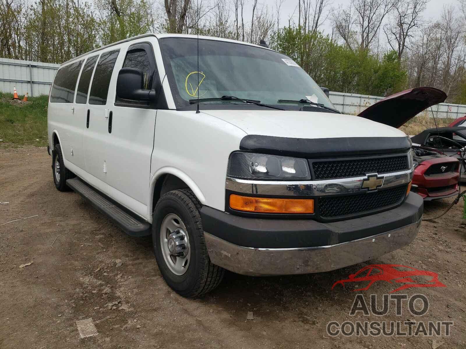 CHEVROLET EXPRESS 2017 - 1GAZGPFGXH1116644