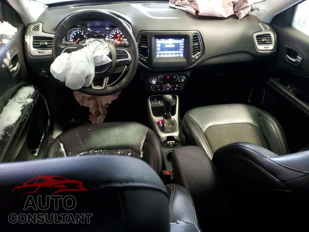 JEEP COMPASS 2017 - 3C4NJCBB4HT643033