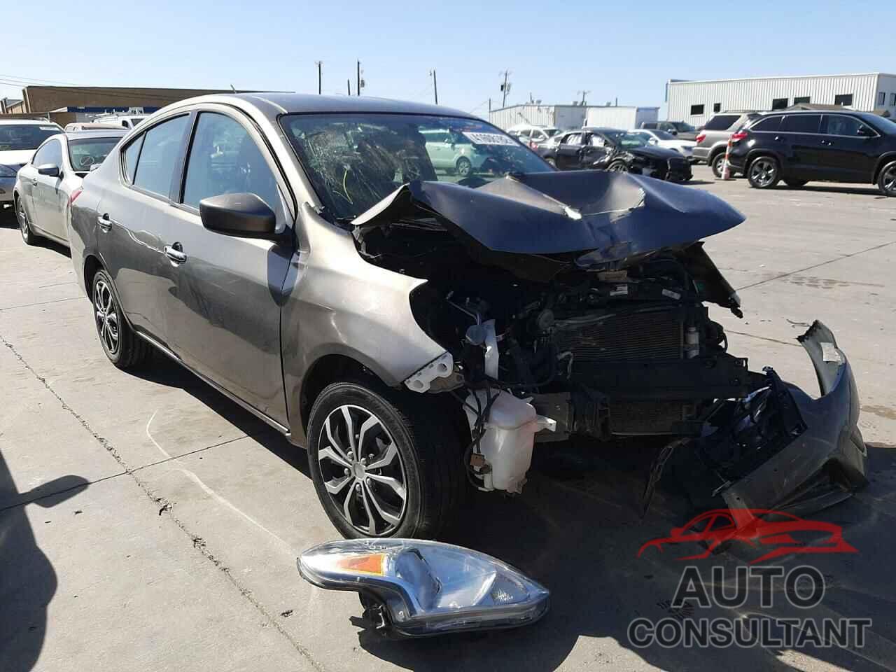 NISSAN VERSA 2017 - 3N1CN7AP0HK431268
