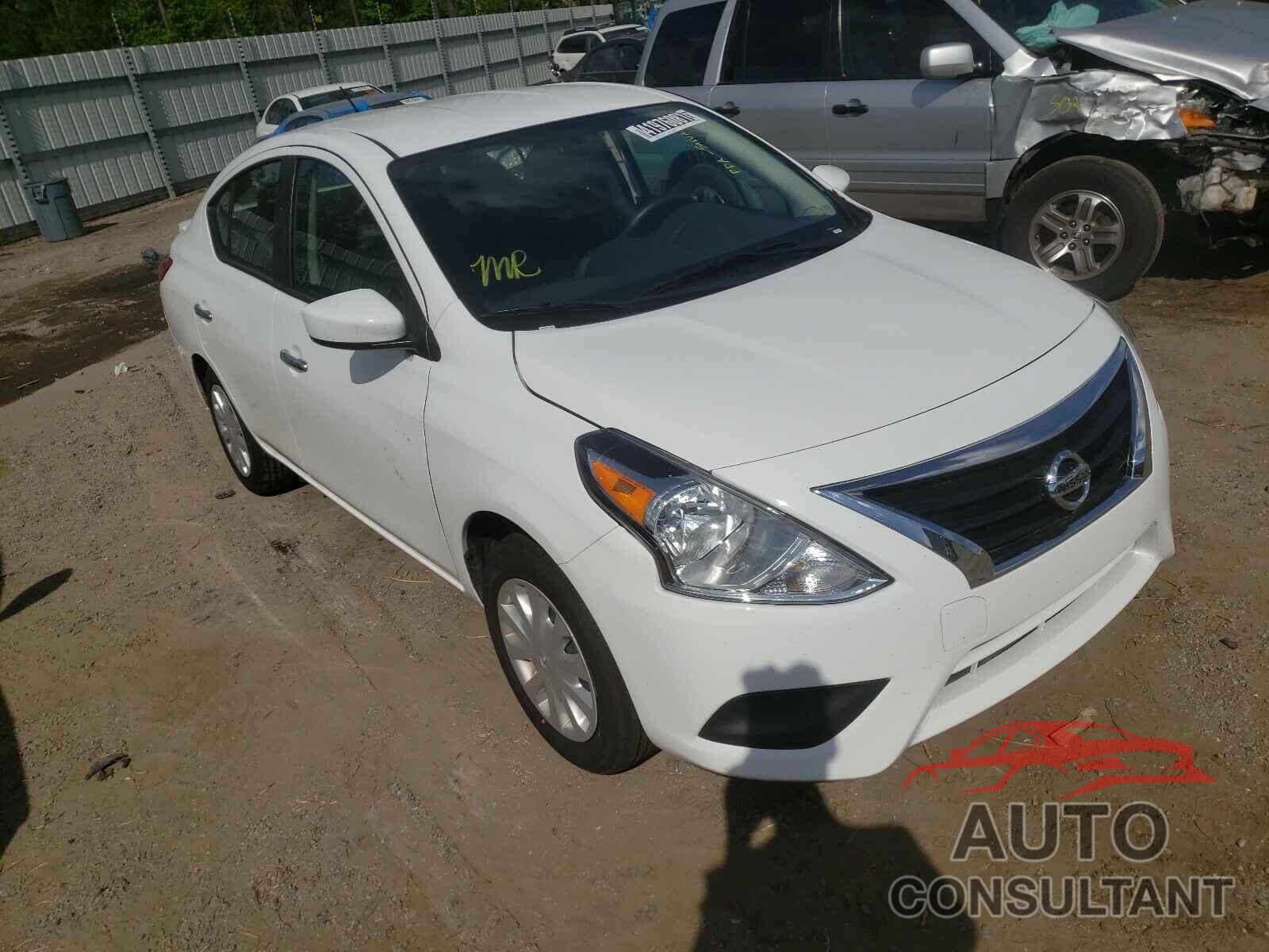 NISSAN VERSA 2019 - 3N1CN7AP9KL860846