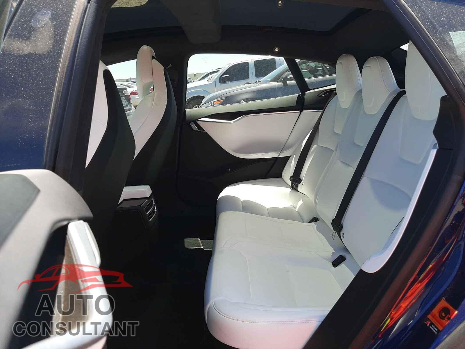 TESLA MODEL S 2017 - 5YJSA1E26HF222352
