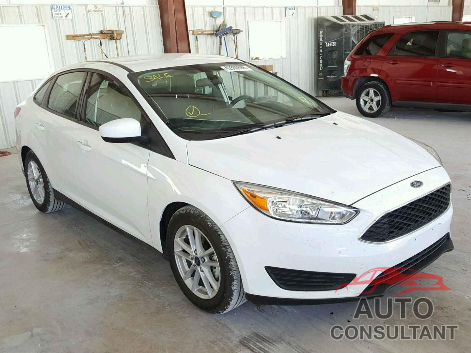 FORD FOCUS 2018 - 1FADP3F26JL279757