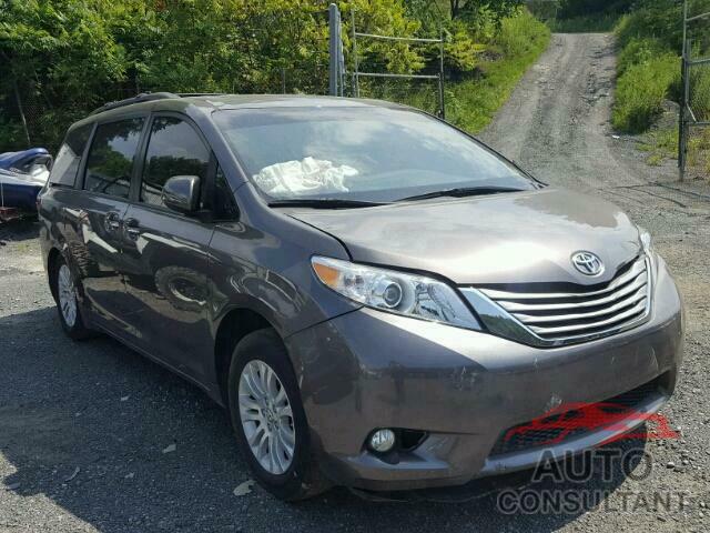 TOYOTA SIENNA 2017 - 5TDYZ3DC0HS859015