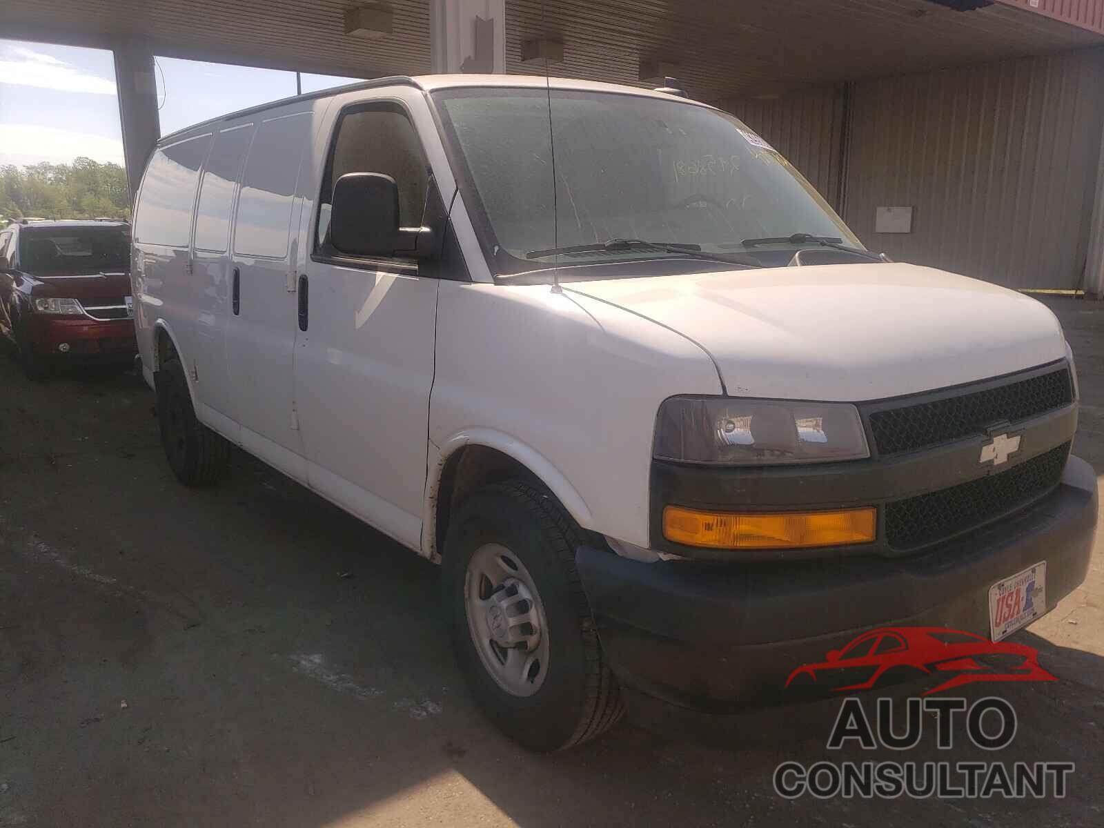 CHEVROLET EXPRESS 2018 - 1GCWGAFP5J1338022