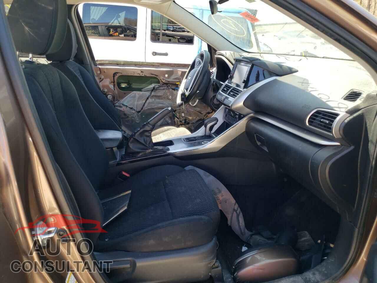 MITSUBISHI ECLIPSE 2019 - JA4AT3AA3KZ028596