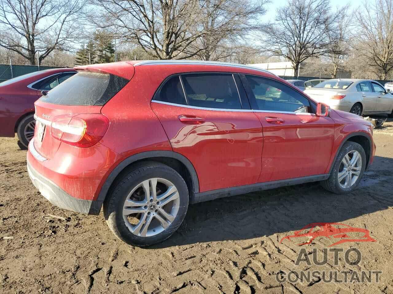 MERCEDES-BENZ GLA-CLASS 2018 - WDCTG4GB5JJ531157