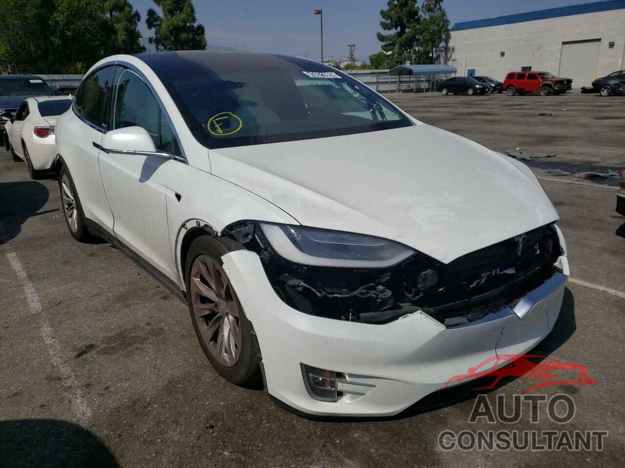 TESLA MODEL X 2018 - 5YJXCBE2XJF104557