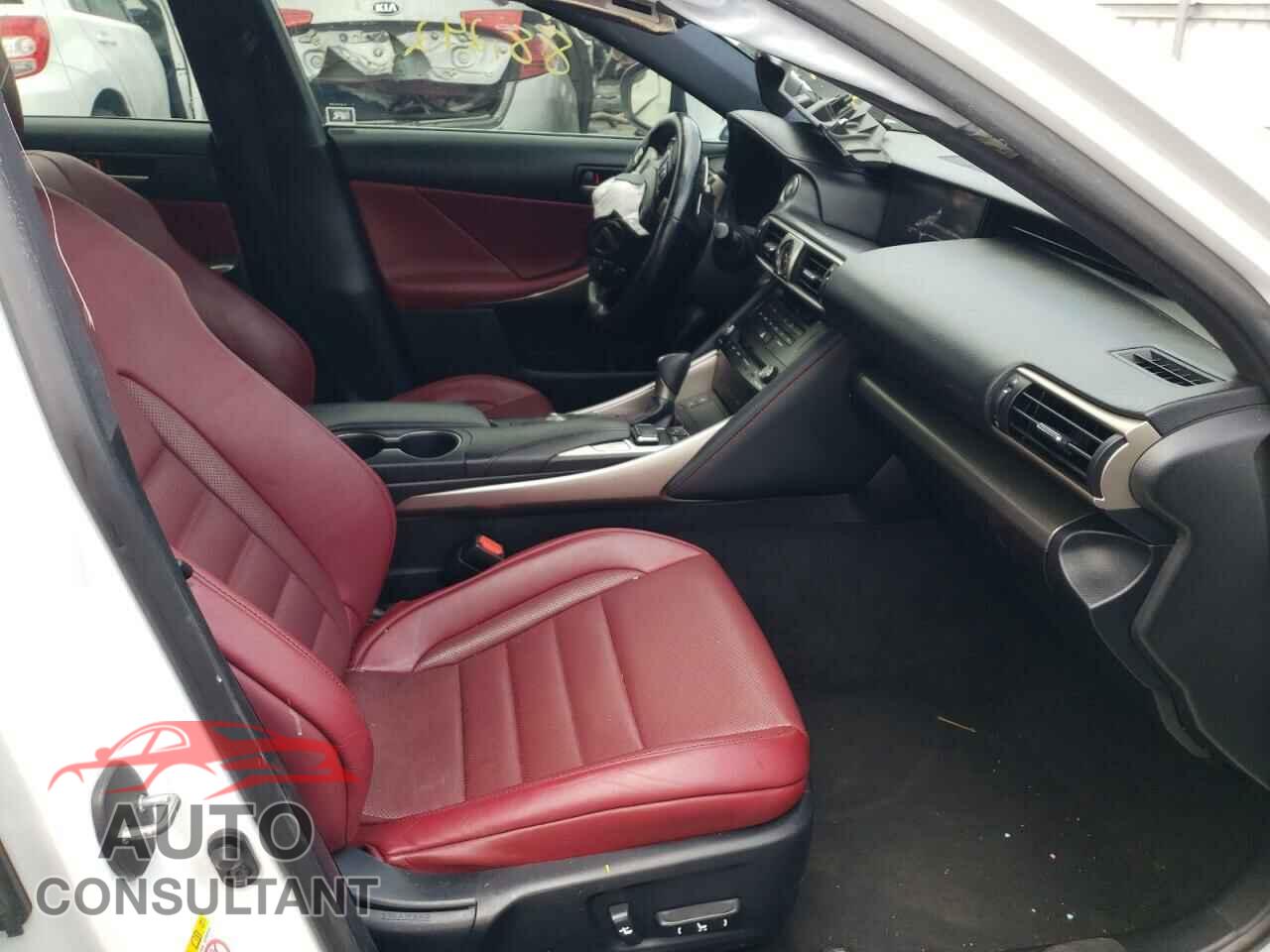 LEXUS IS 2017 - JTHBA1D24H5042580