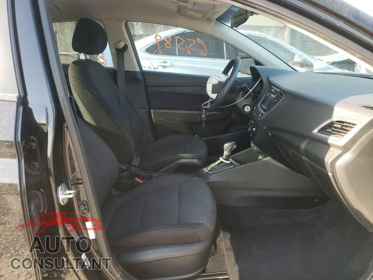 HYUNDAI ACCENT 2018 - 3KPC24A36JE025873