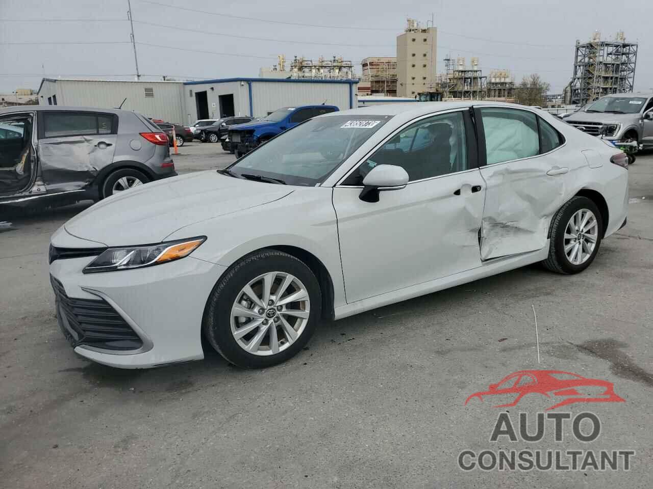 TOYOTA CAMRY 2023 - 4T1C11AK6PU085649
