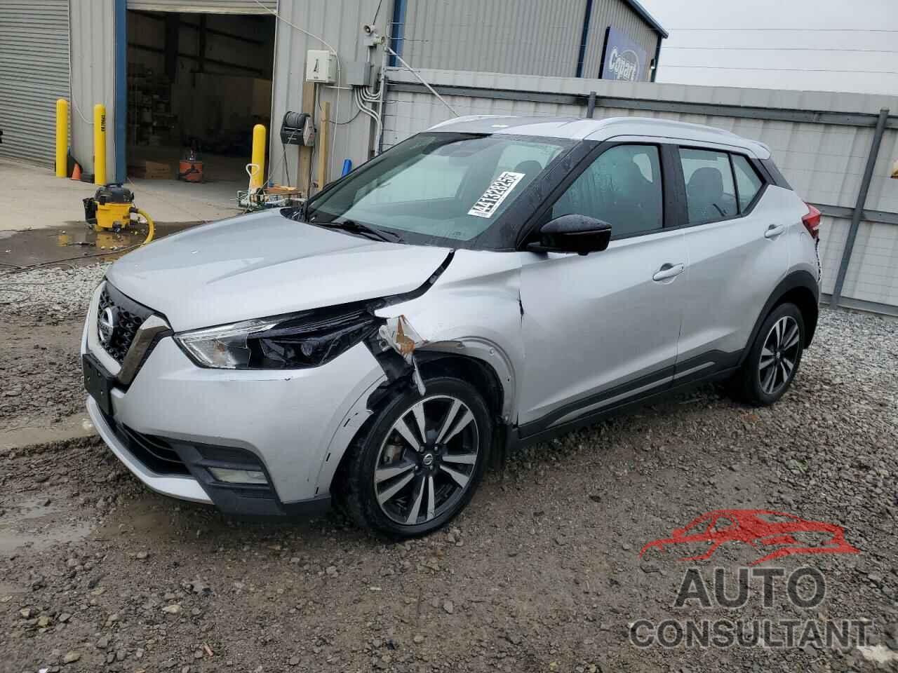 NISSAN KICKS 2020 - 3N1CP5DV4LL552056