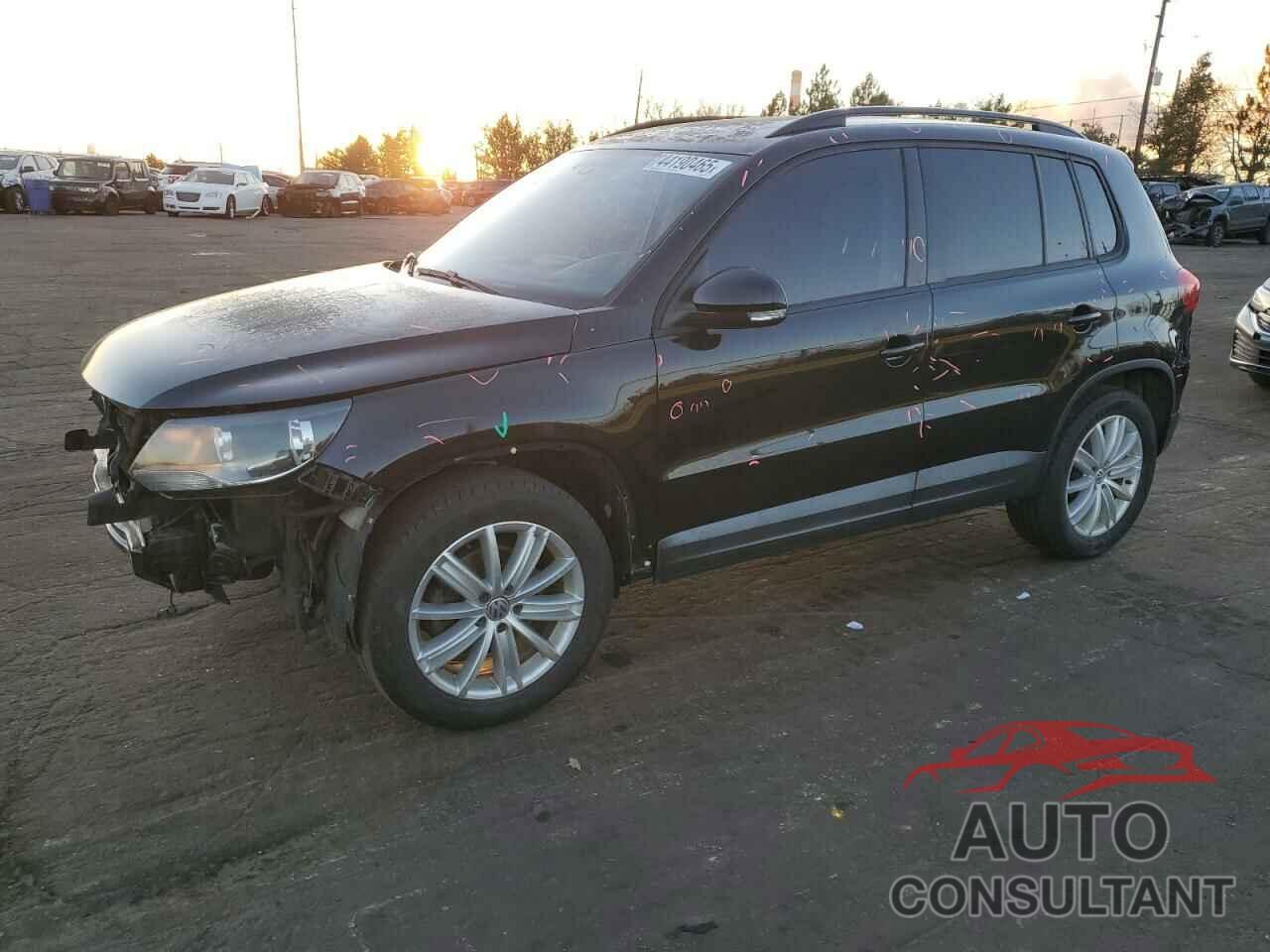 VOLKSWAGEN TIGUAN 2016 - WVGBV7AX5GW606489