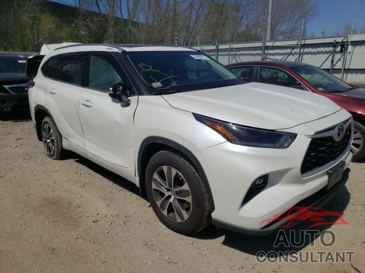 TOYOTA HIGHLANDER 2021 - 5TDGZRBH2MS131073