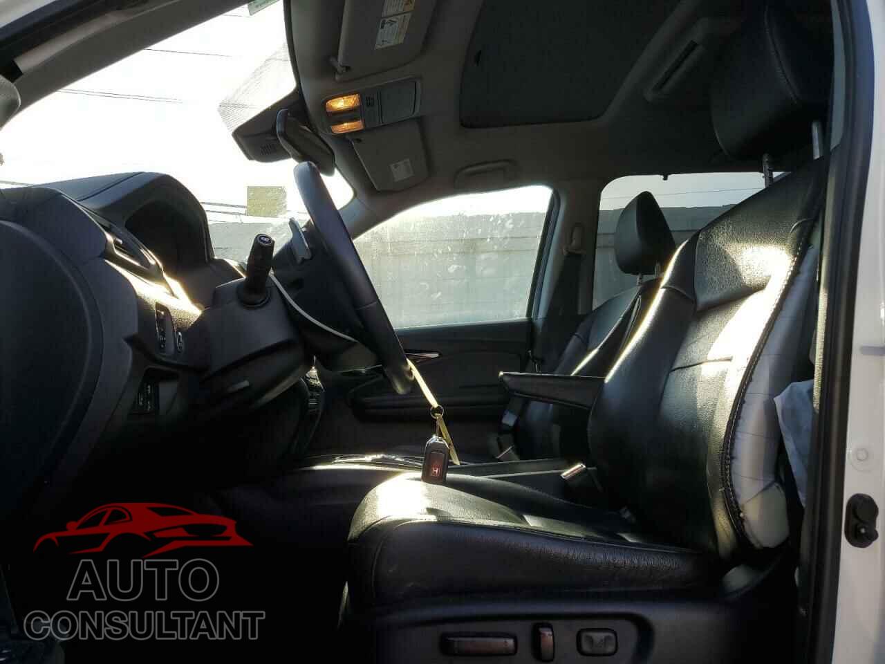 HONDA PILOT 2017 - 5FNYF6H96HB066184
