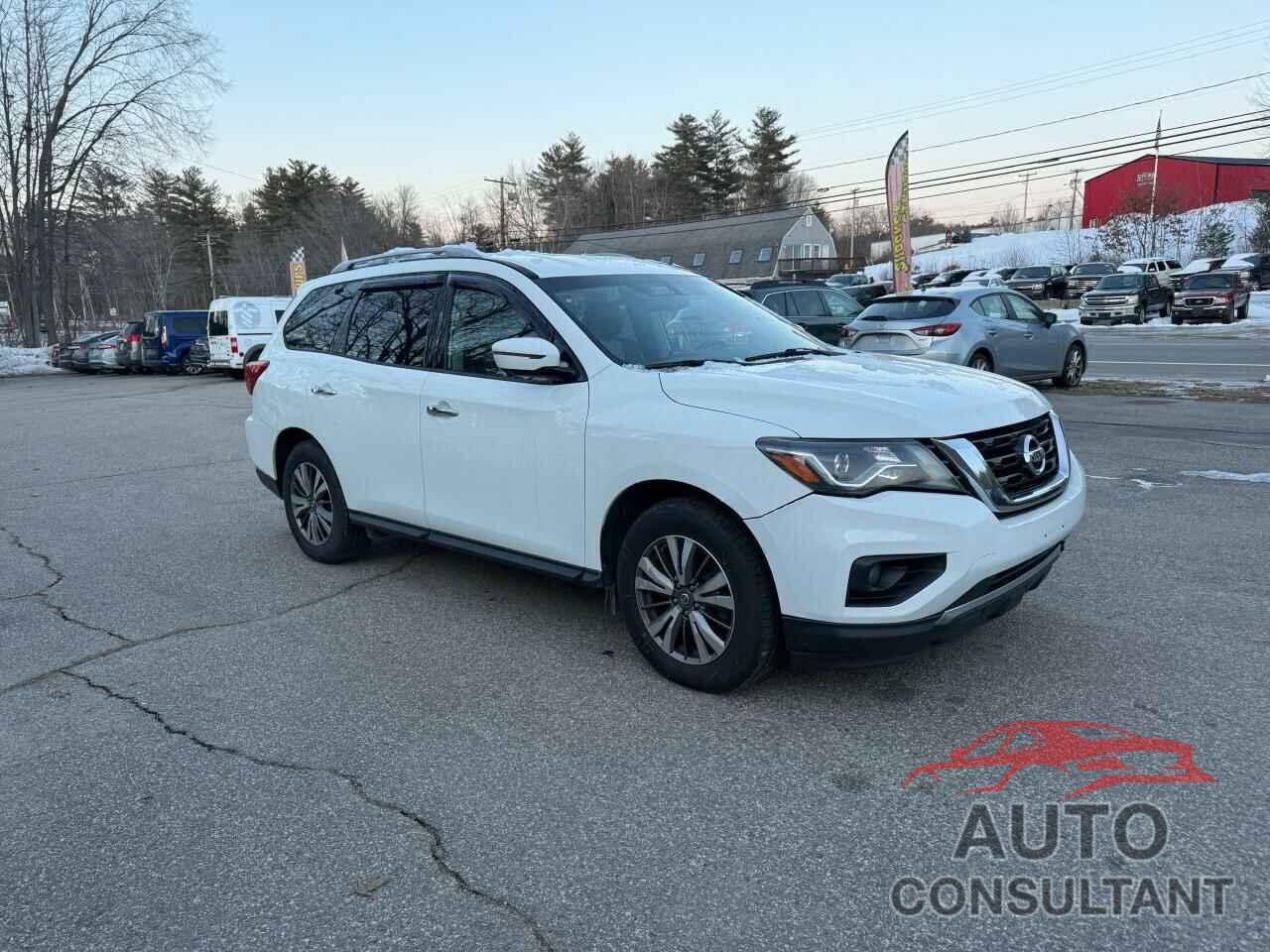 NISSAN PATHFINDER 2018 - 5N1DR2MN8JC616646