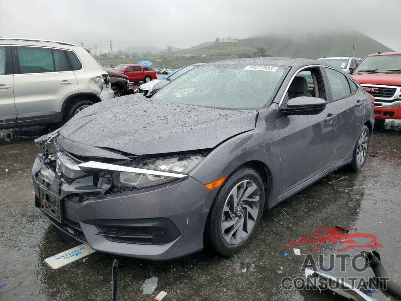 HONDA CIVIC 2018 - 2HGFC2F75JH512143