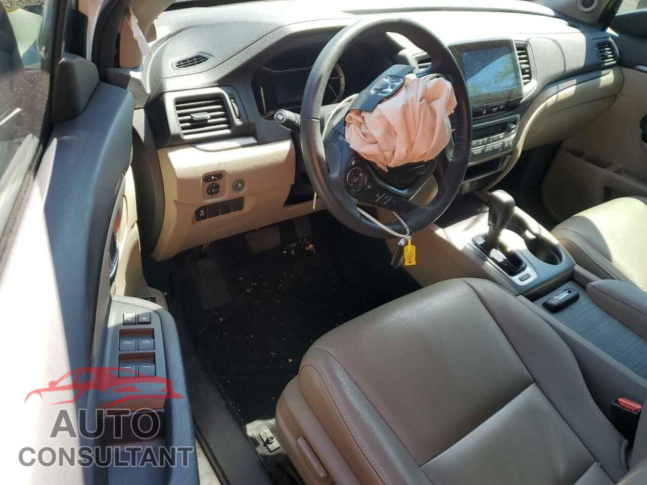 HONDA PILOT 2017 - 5FNYF5H5XHB020428