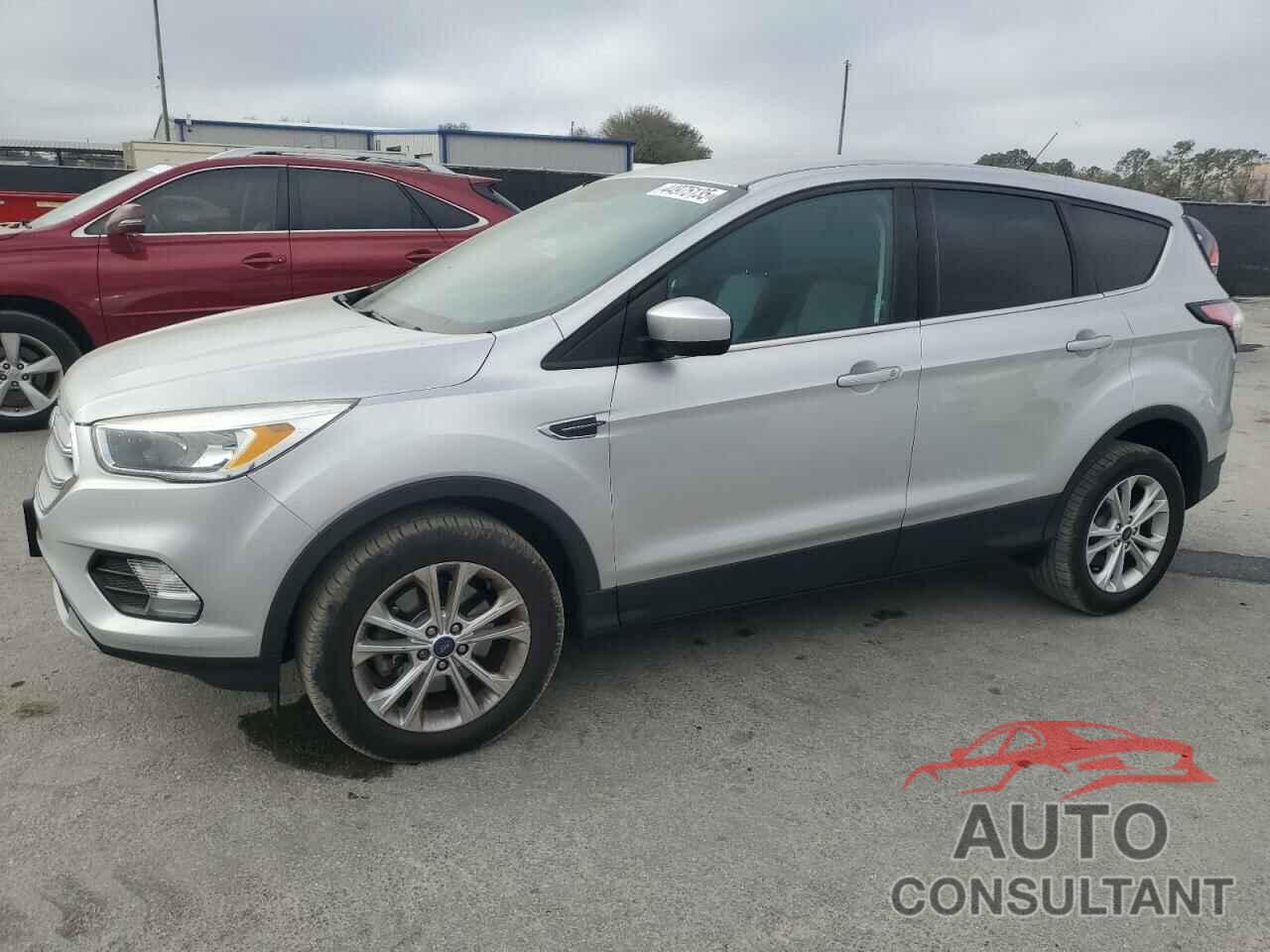 FORD ESCAPE 2017 - 1FMCU9GD9HUE39504