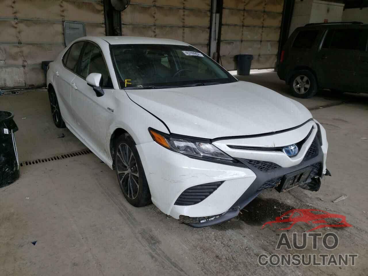 TOYOTA CAMRY 2018 - 4T1B21HKXJU006506