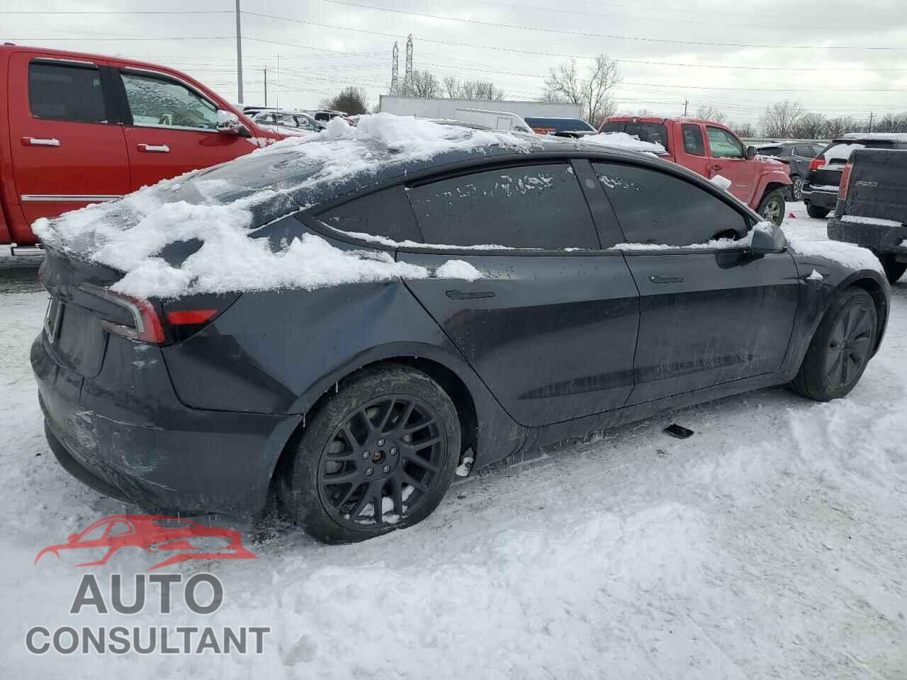 TESLA MODEL 3 2024 - 5YJ3E1EA4RF740140