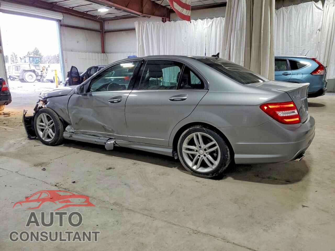 MERCEDES-BENZ C-CLASS 2013 - WDDGF8AB3DG106960
