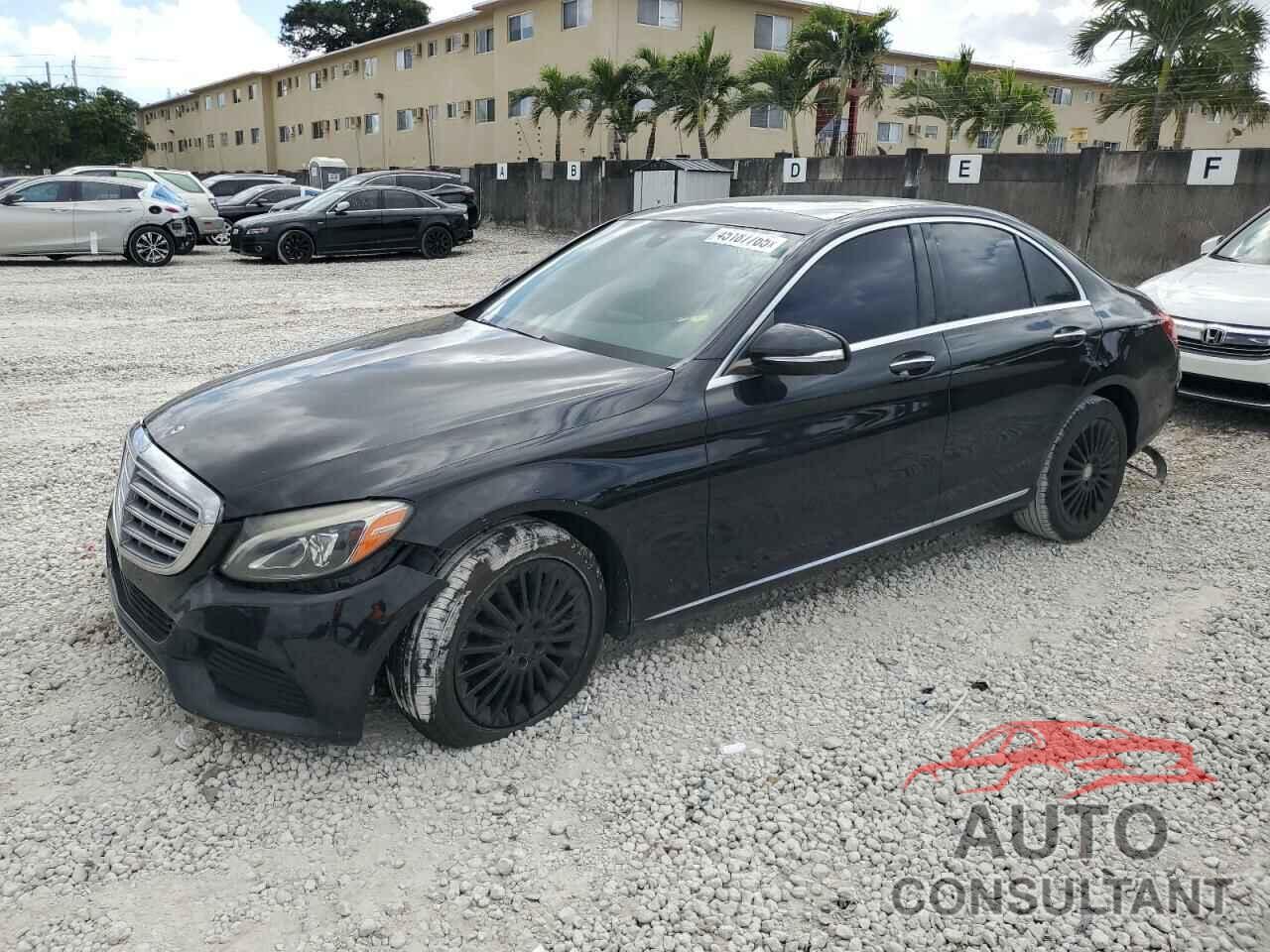 MERCEDES-BENZ C-CLASS 2015 - 55SWF4KB9FU008993