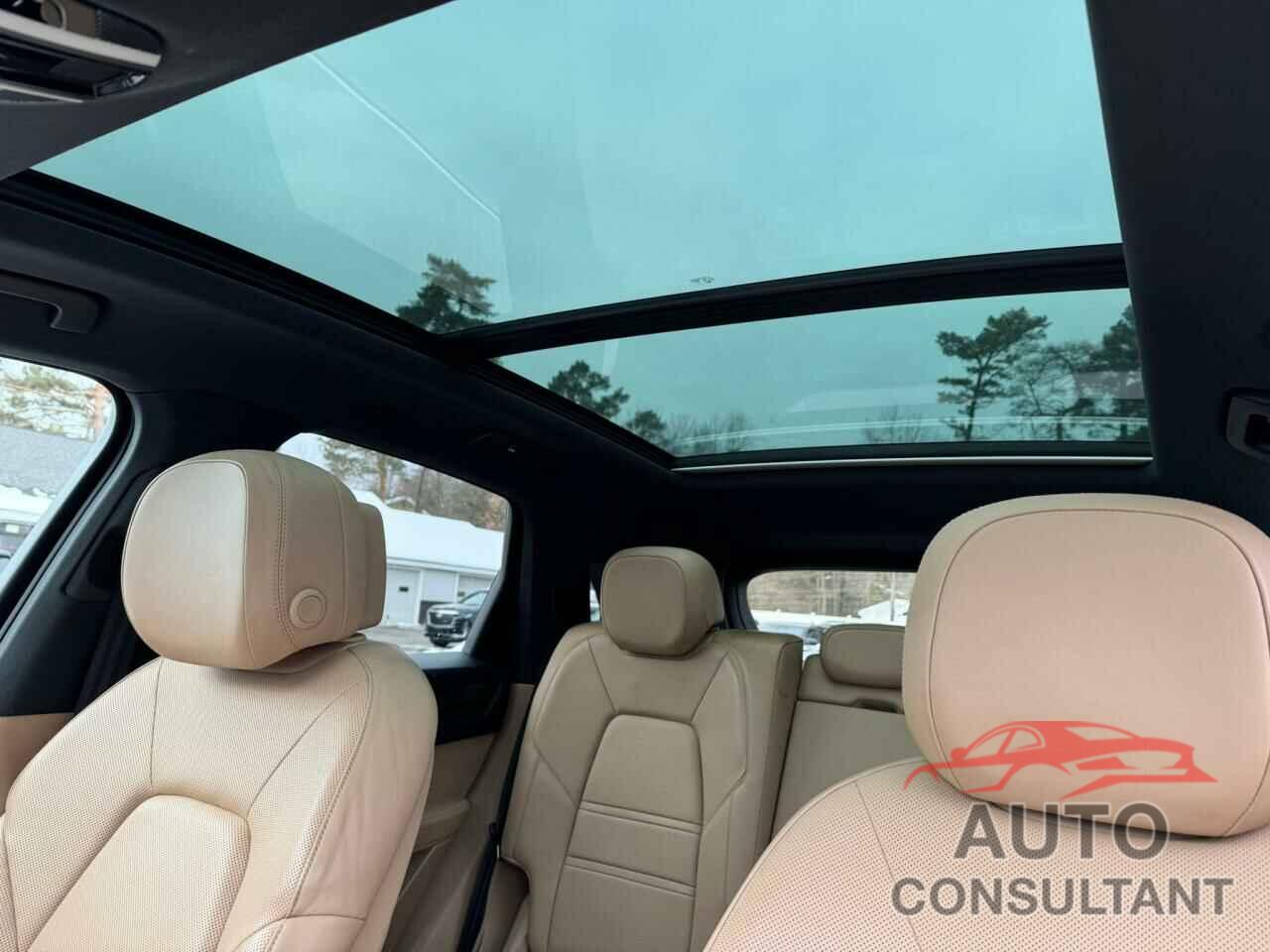 PORSCHE CAYENNE 2019 - WP1AA2AY4KDA04998