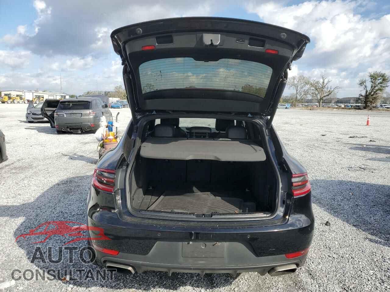 PORSCHE MACAN 2017 - WP1AA2A51HLB03234
