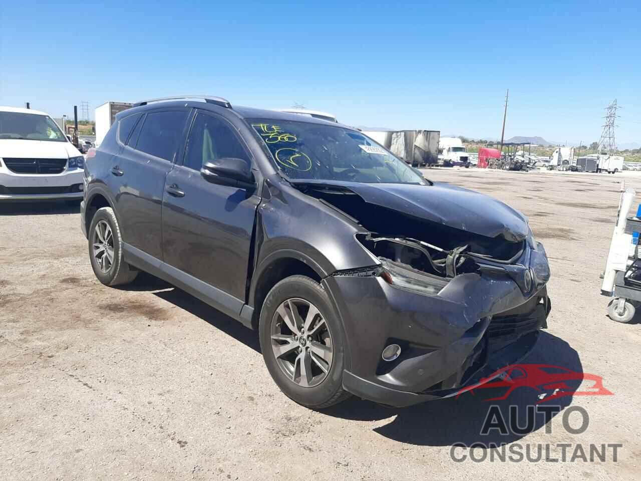 TOYOTA RAV4 2017 - JTMWFREV7HJ717177