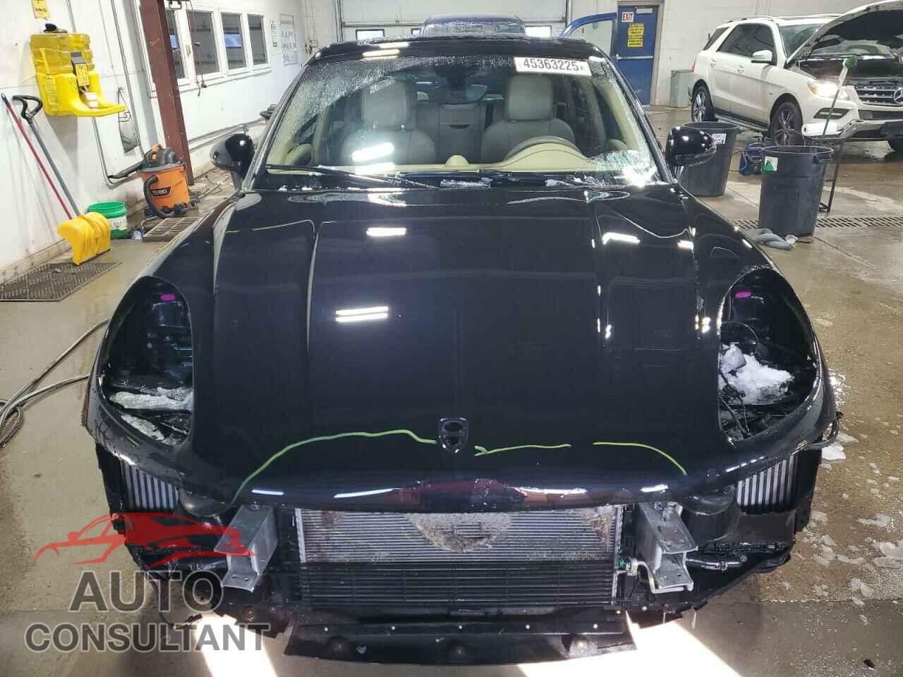 PORSCHE MACAN 2015 - WP1AB2A54FLB71733