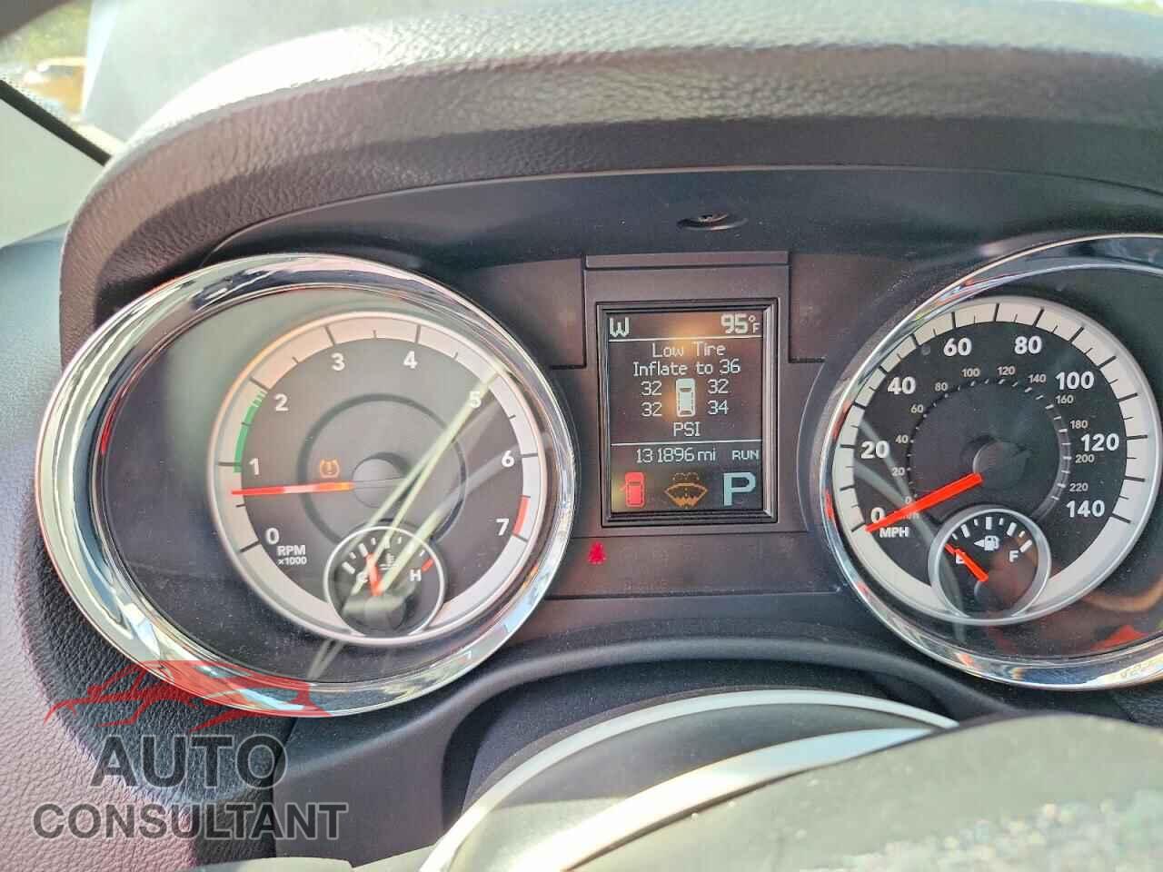 DODGE DURANGO 2013 - 1C4RDHEG2DC608266