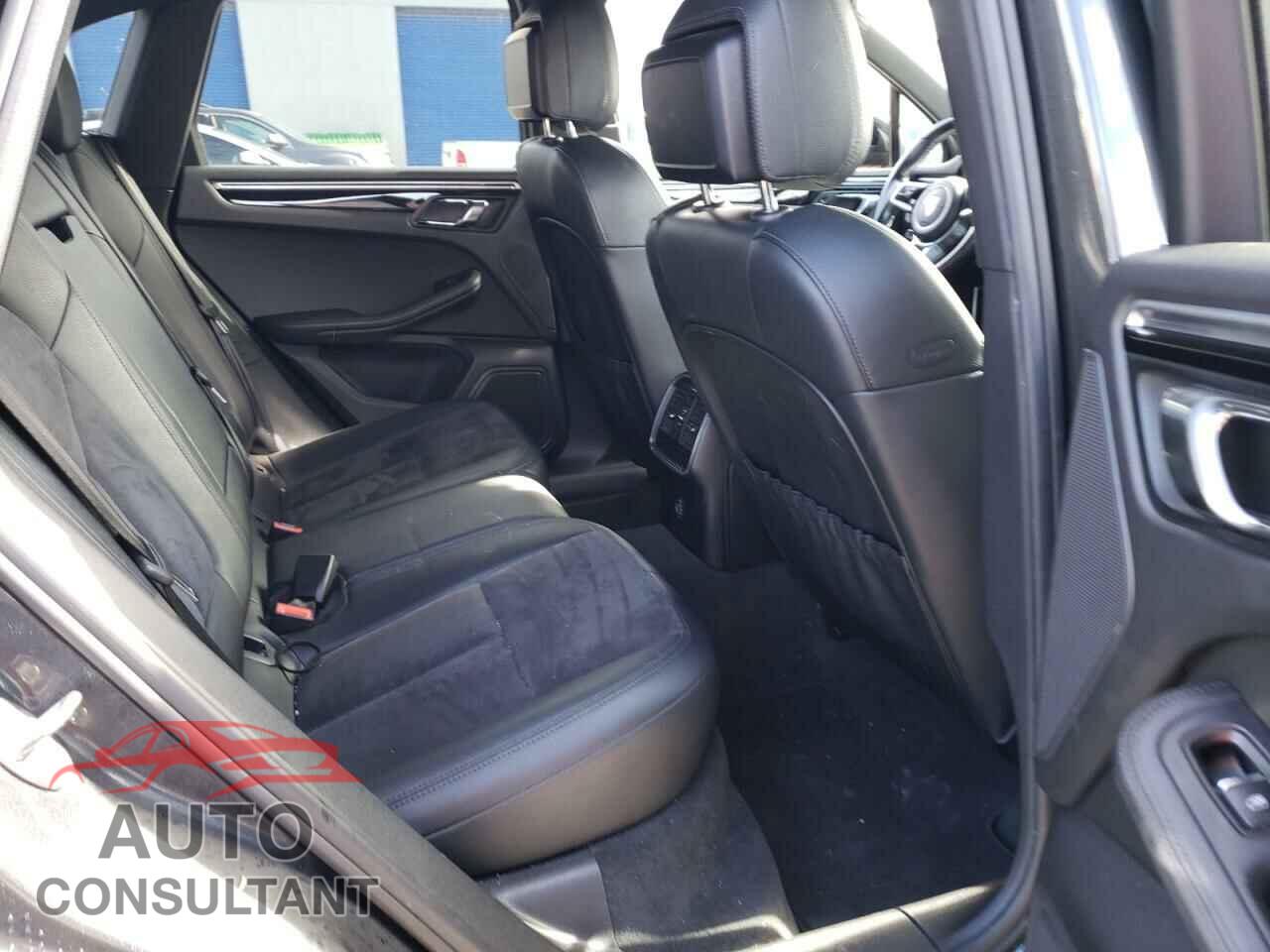 PORSCHE MACAN 2017 - WP1AA2A53HLB06412