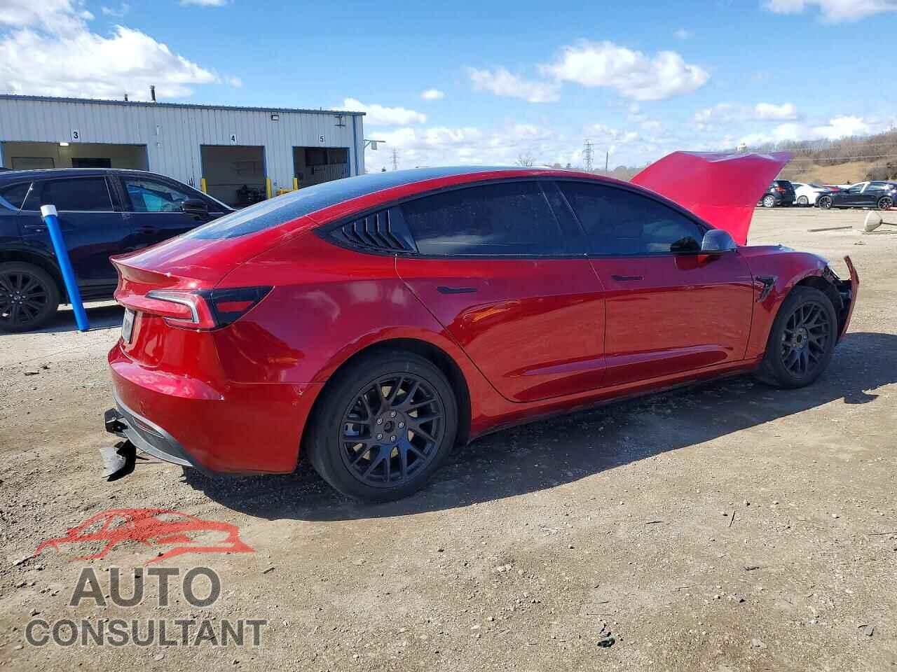 TESLA MODEL 3 2024 - 5YJ3E1EA2RF749838