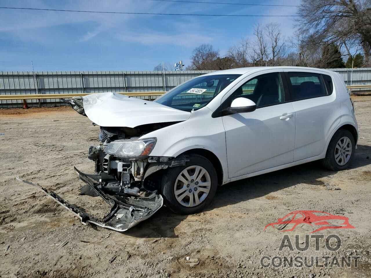 CHEVROLET SONIC 2017 - 1G1JG6SH9H4174667