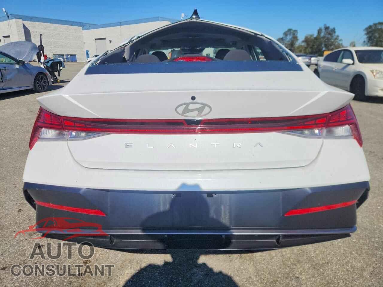 HYUNDAI ELANTRA 2025 - KMHLS4DG2SU856283