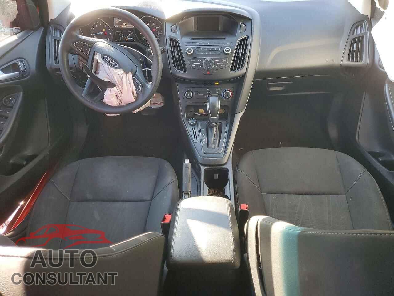 FORD FOCUS 2017 - 1FADP3K22HL278735