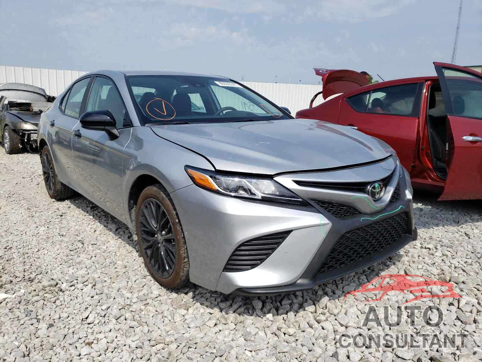 TOYOTA CAMRY 2020 - 4T1G11AK2LU400300