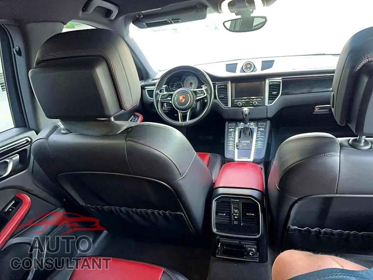PORSCHE MACAN 2015 - WP1AB2A54FLB65950
