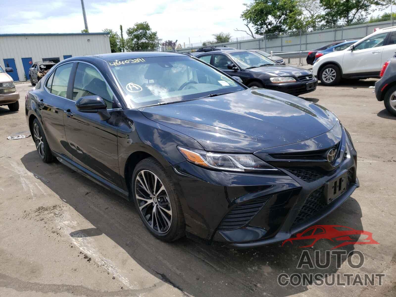 TOYOTA CAMRY 2018 - JTNB11HK7J3051654