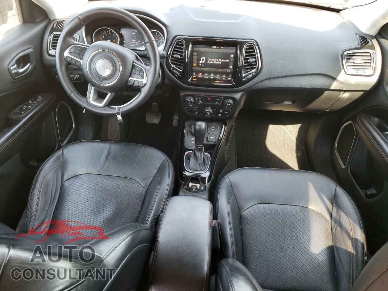 JEEP COMPASS 2017 - 3C4NJDCB9HT611330