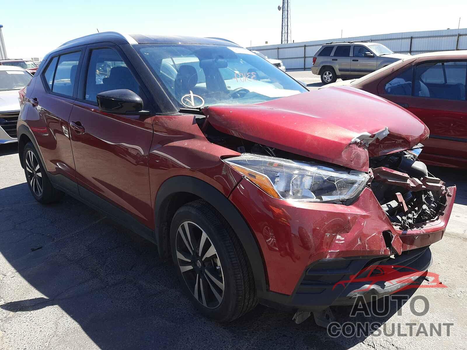 NISSAN KICKS 2018 - 3N1CP5CU7JL518781