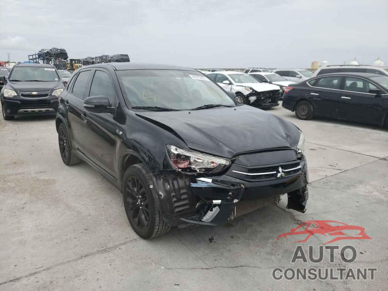 MITSUBISHI OUTLANDER 2018 - JA4AP3AU8JZ024928