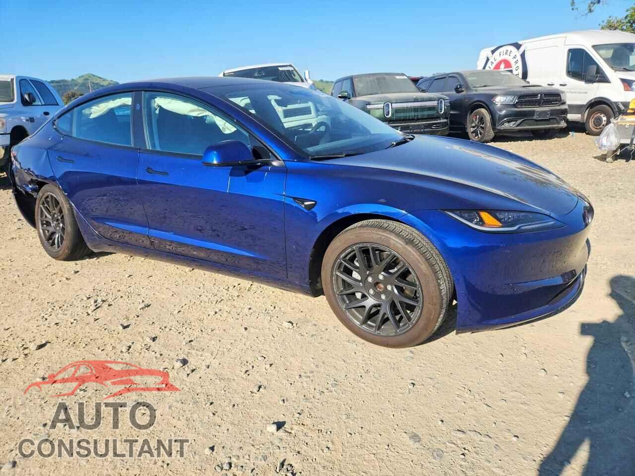 TESLA MODEL 3 2024 - 5YJ3E1EA7RF725180