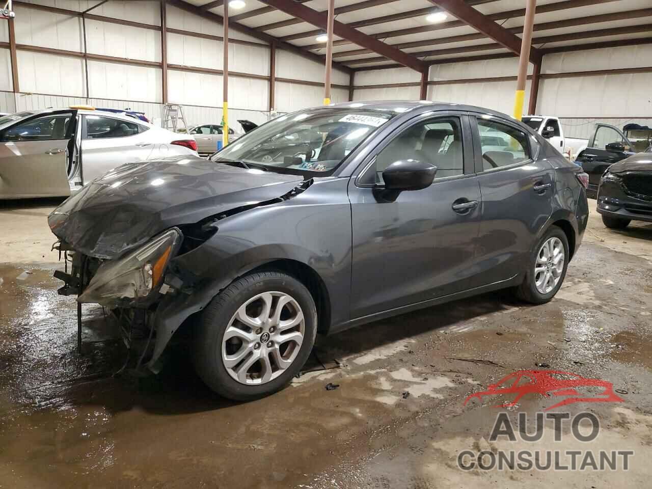 TOYOTA YARIS 2018 - 3MYDLBYVXJY325106