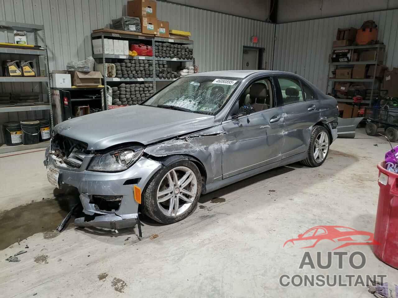 MERCEDES-BENZ C-CLASS 2013 - WDDGF8ABXDG115512