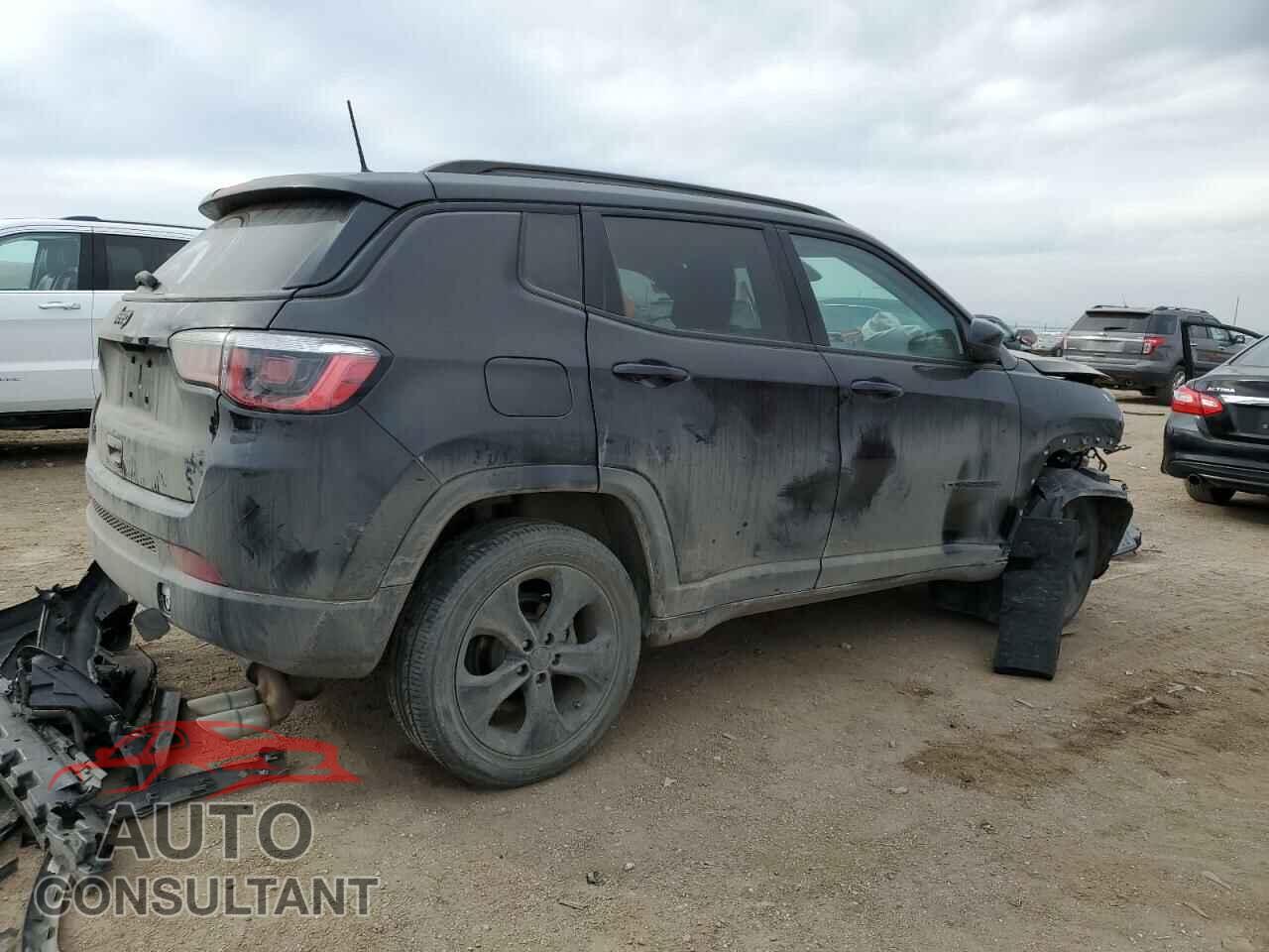 JEEP COMPASS 2018 - 3C4NJDBB3JT457379