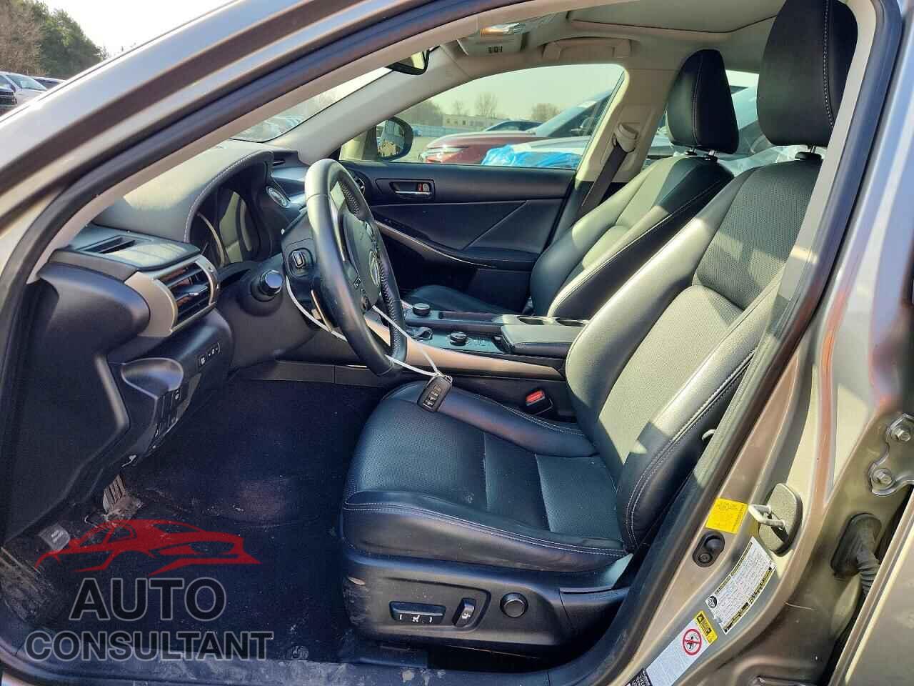 LEXUS IS 2014 - JTHCF1D24E5007295
