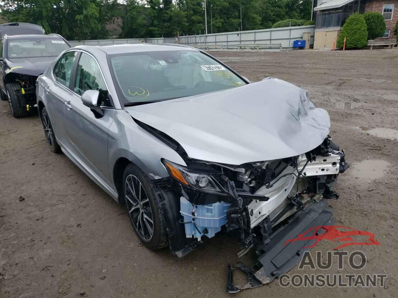 TOYOTA CAMRY 2021 - 4T1G11AKXMU589067