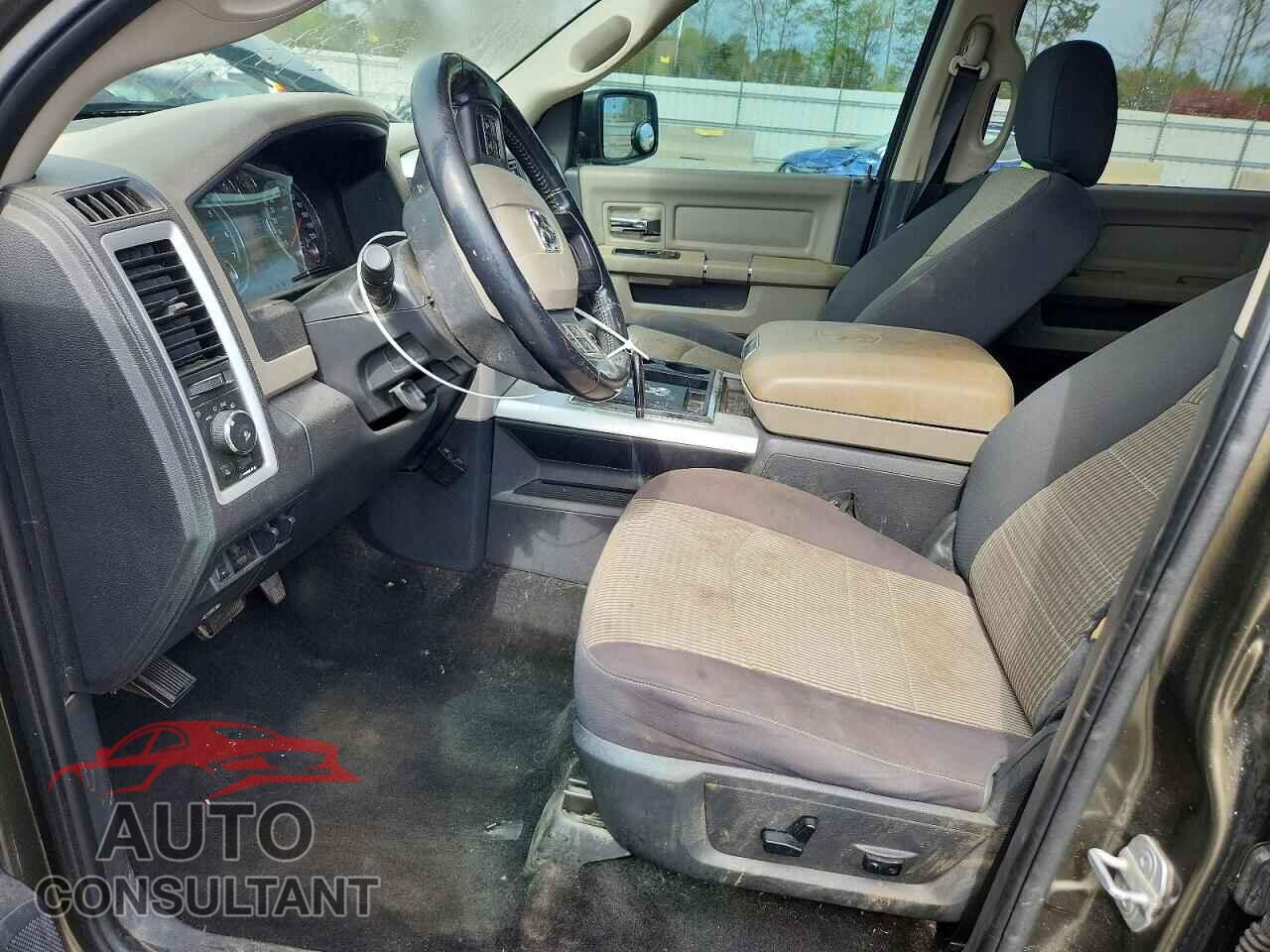 DODGE RAM 1500 2012 - 1C6RD7LT5CS188136