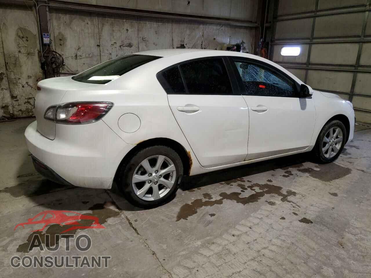 MAZDA 3 2011 - JM1BL1VF8B1470227